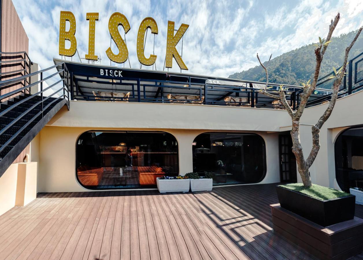 Bisck Hotel & Resort Puli Exterior photo